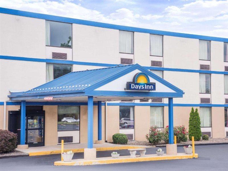 Days Inn By Wyndham Chambersburg Zewnętrze zdjęcie