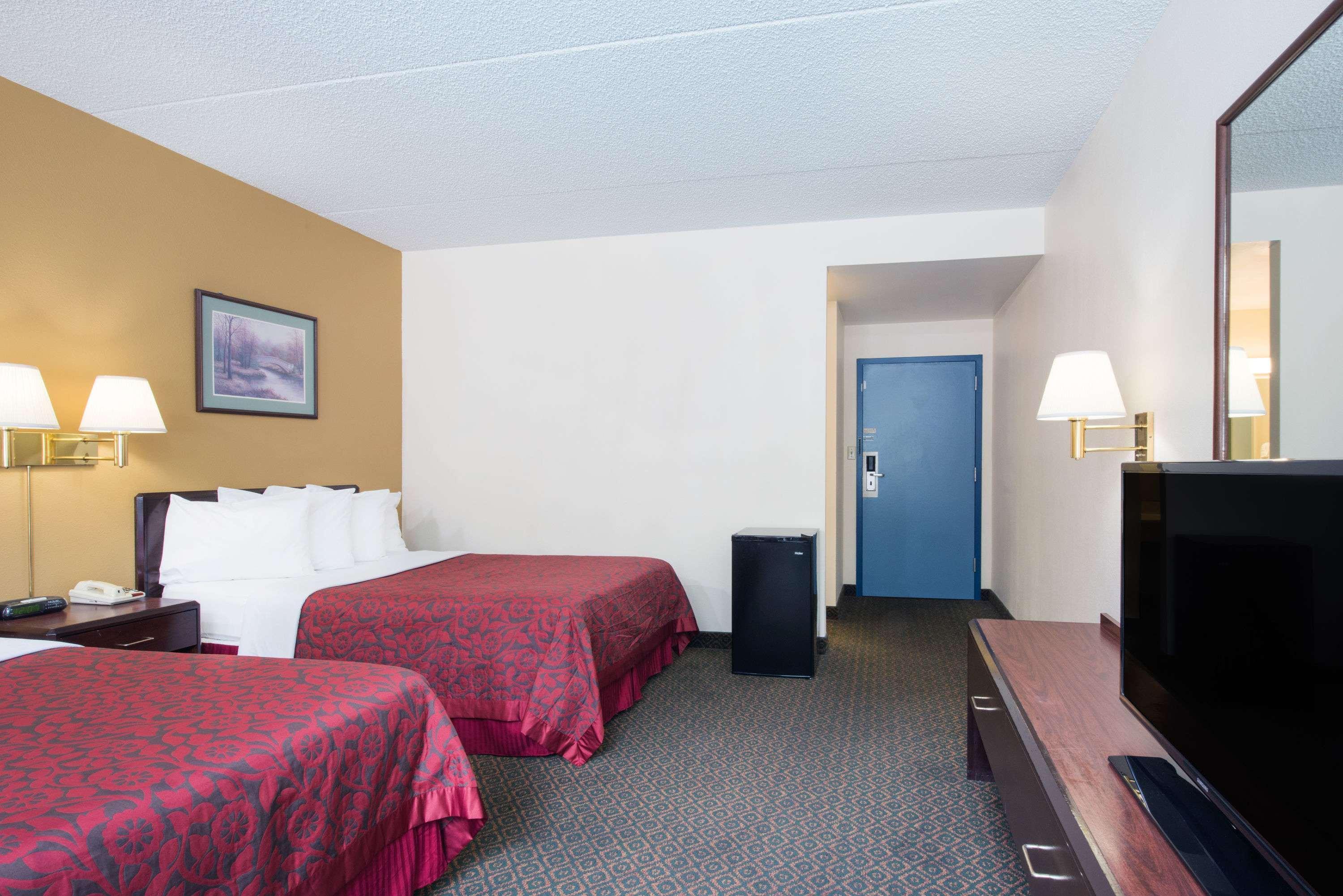 Days Inn By Wyndham Chambersburg Zewnętrze zdjęcie