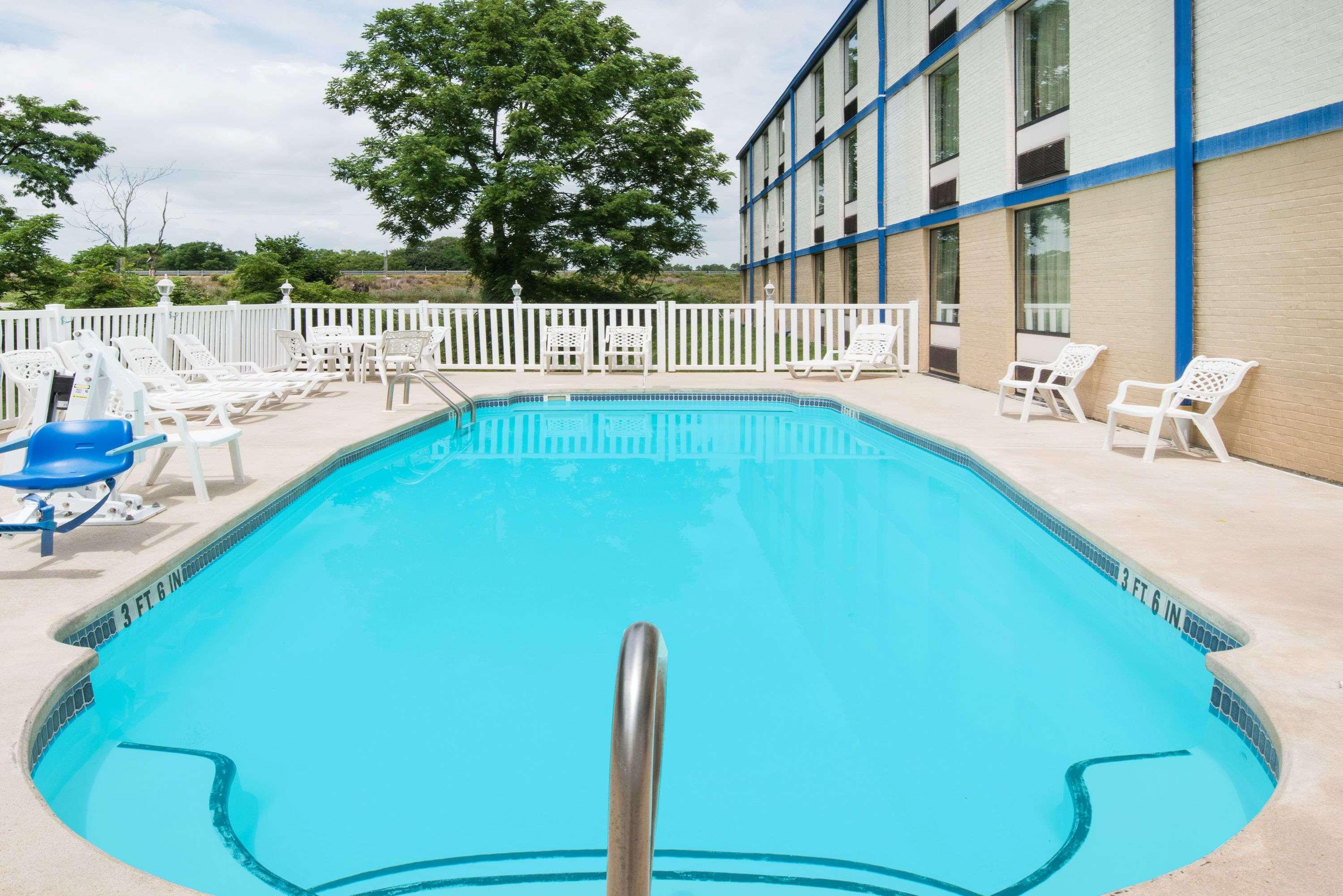 Days Inn By Wyndham Chambersburg Zewnętrze zdjęcie